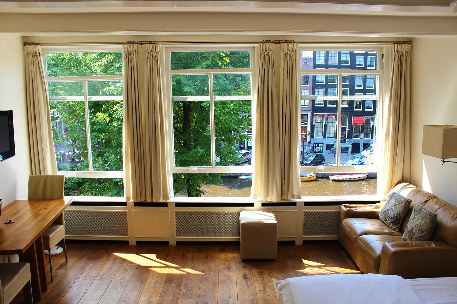 Amsterdam Jewel Canal Apartments Exterior photo